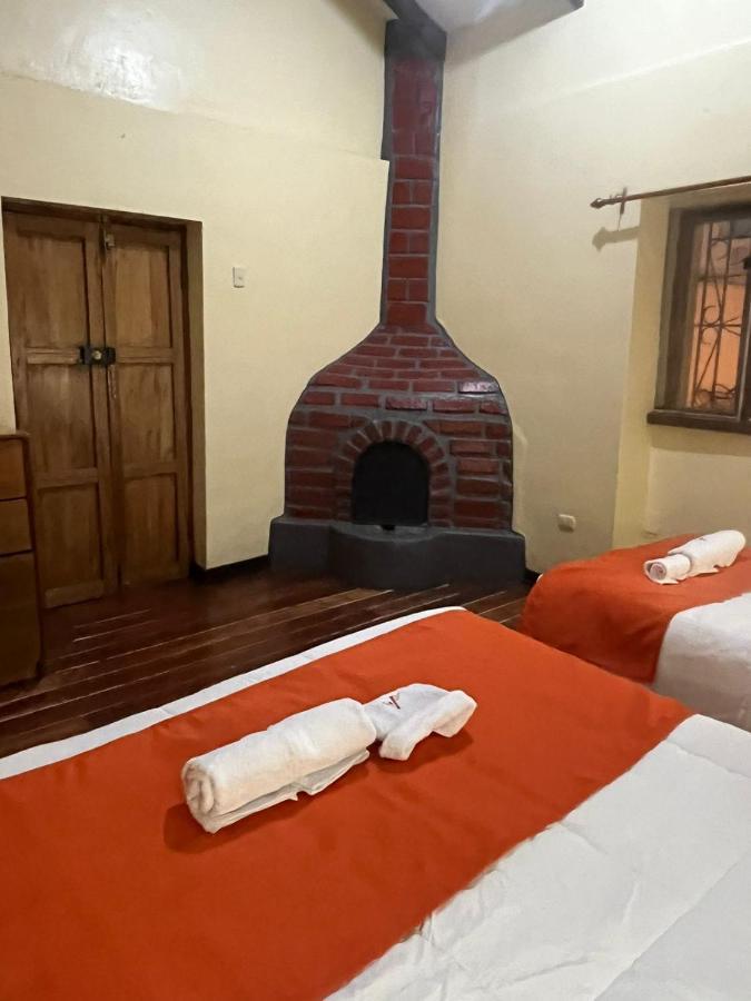 Guest house Hostal Andenes De Alabado